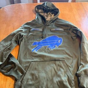Men’s size small Buffalo Bills military appreciation hoodie